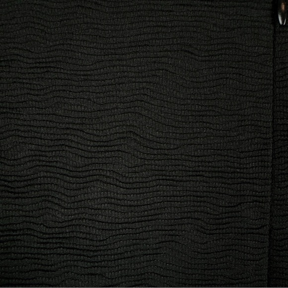 En Saison NWT Ada Ruched Mini Dress in Black Size Small - Picture 10 of 10